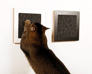 itch-wall-cat-scratcher-2